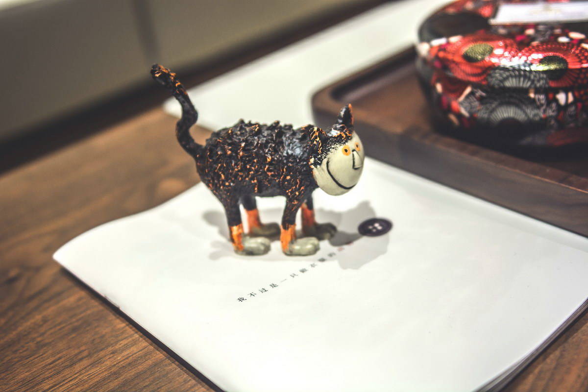 現(xiàn)代公寓(圖12)